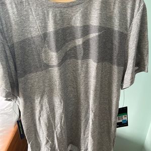 Mens Dri-fit XL Nike shirt
